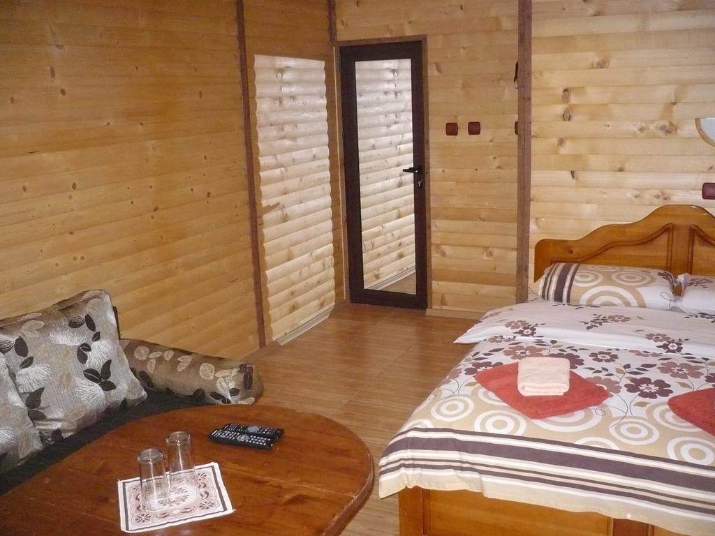 Guest House Chobaka Триград Номер фото